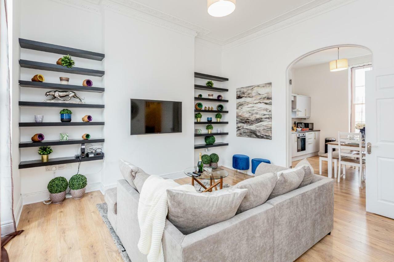 Bright & Spacious 4Beds Home - Kensington High Street-Olympia London Bagian luar foto