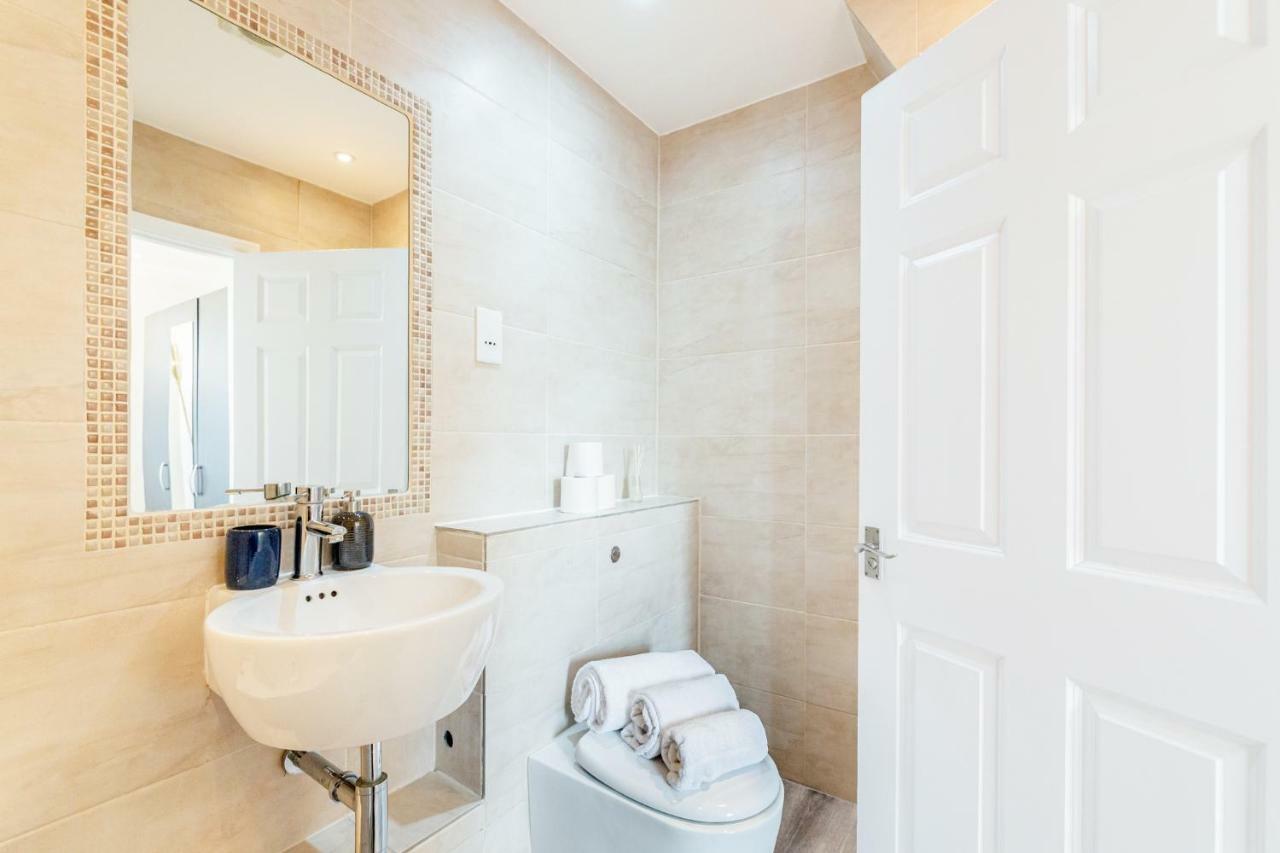 Bright & Spacious 4Beds Home - Kensington High Street-Olympia London Bagian luar foto