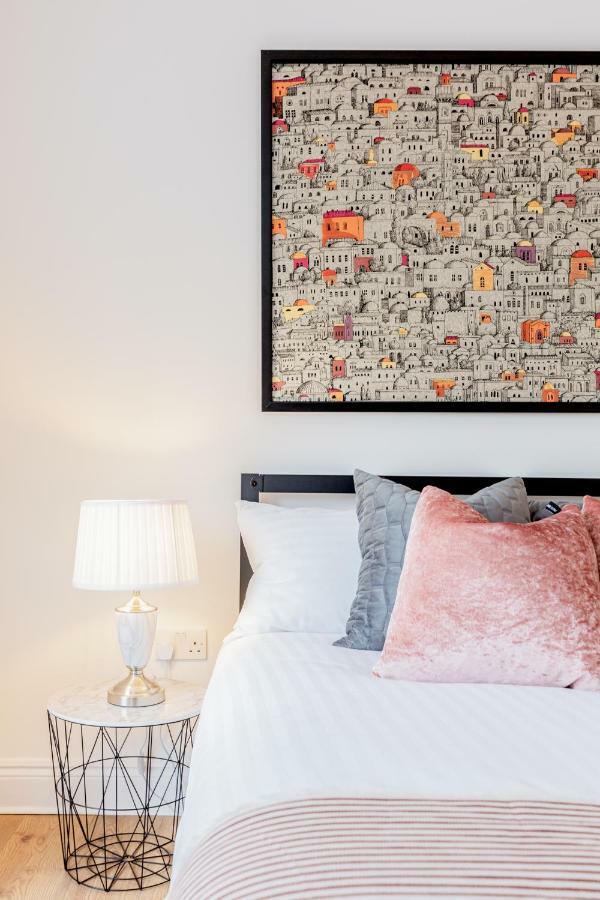 Bright & Spacious 4Beds Home - Kensington High Street-Olympia London Bagian luar foto