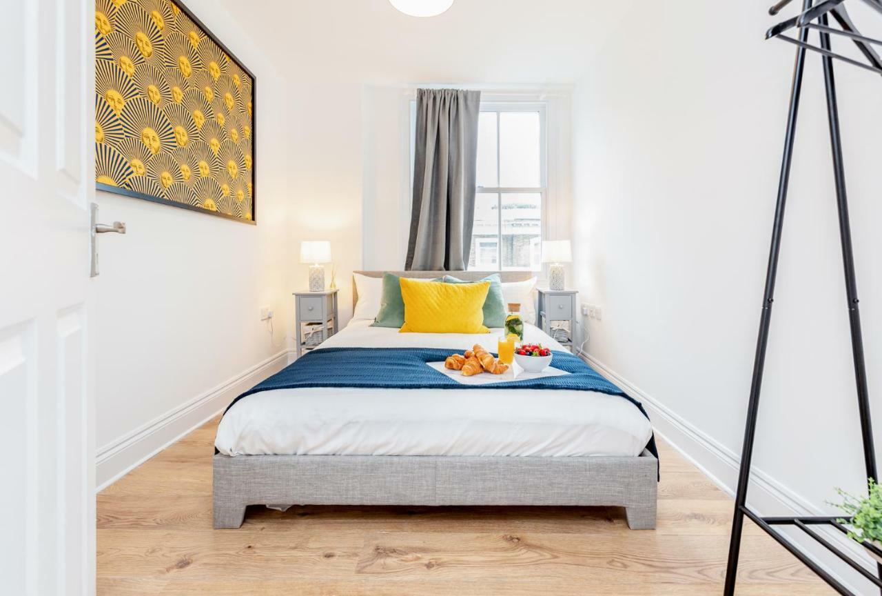 Bright & Spacious 4Beds Home - Kensington High Street-Olympia London Bagian luar foto